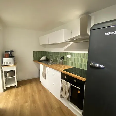 Apartment Charmant T2 Proche Arenes